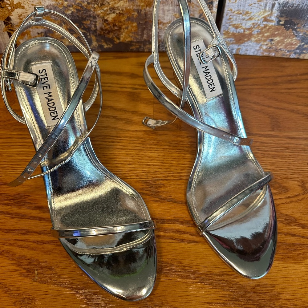 NWOT Steve Madden Theresa High Heel Strappy Open Toe Dress Sandal - Picture 3 of 5